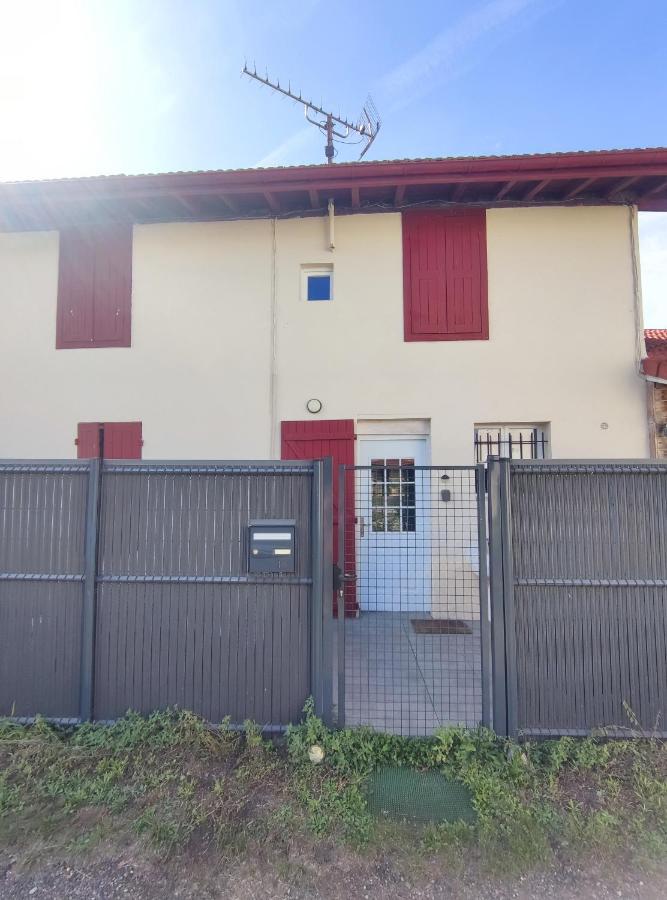 Agreable Maison, Toute Equipee, Proche Du Lac D'Arjuzanx Morcenx Exteriör bild